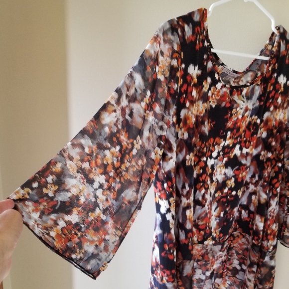 Dress Barn warm tone patterned tunic blouse, 2x - Picture 2 of 7